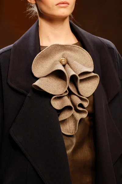 Look 4